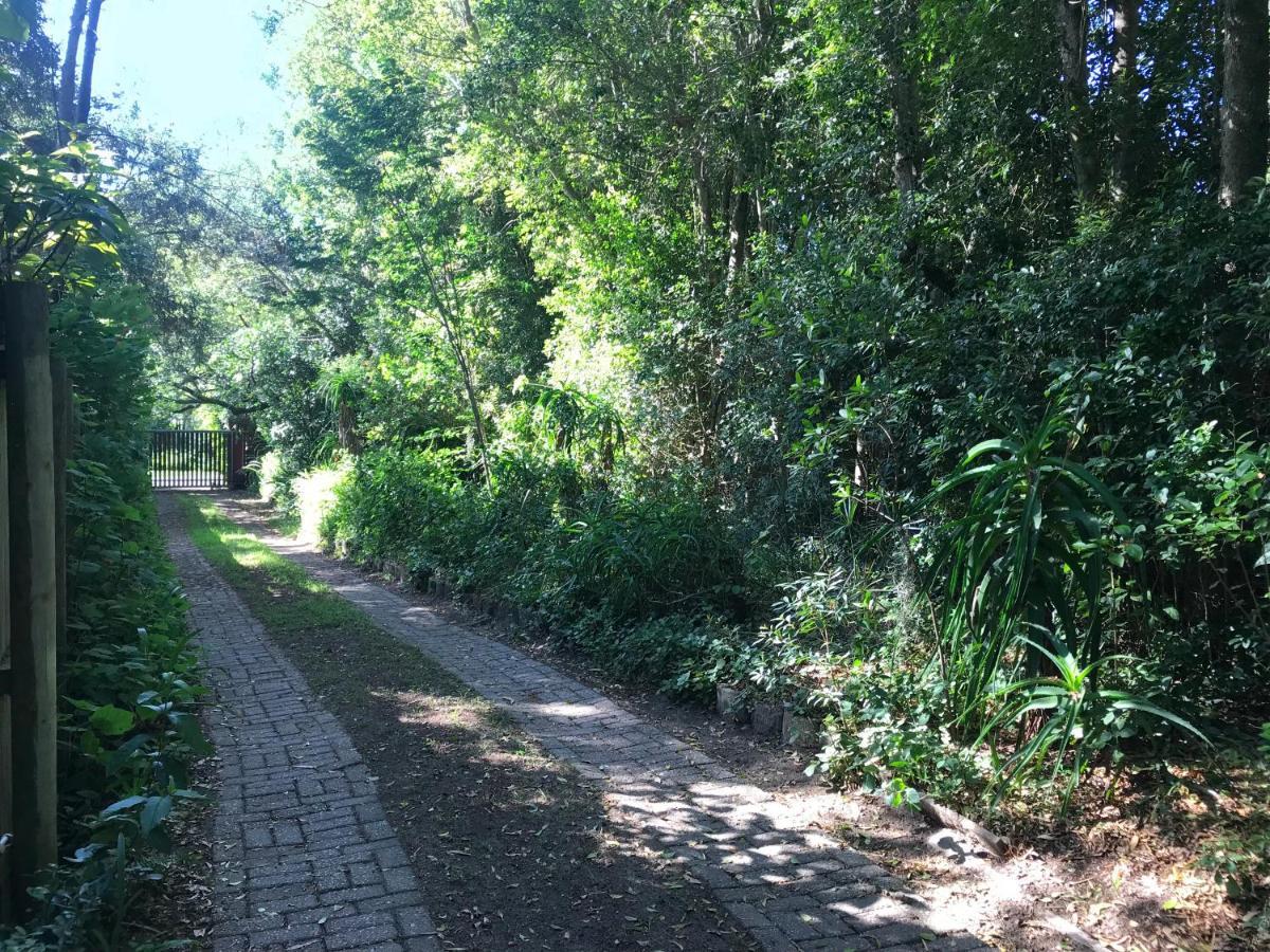 Loeriewood Garden Apartment, Hunters Home Knysna Eksteriør billede